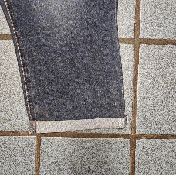 Lee Women's Regular Fit Mid Rise Capri Blue Jeans Size 18 - Picture 5 of 10
